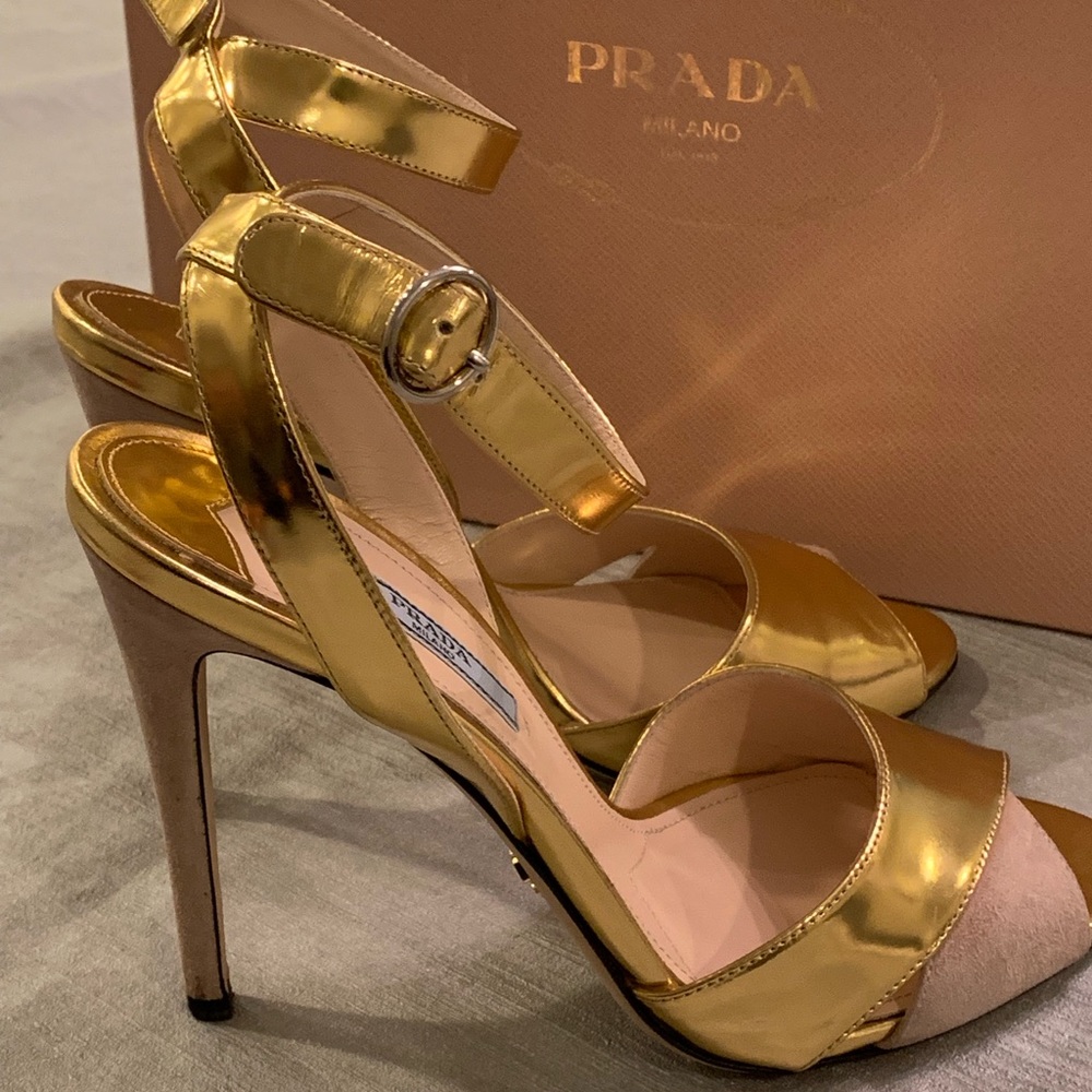 heels - Picture 5 of 7